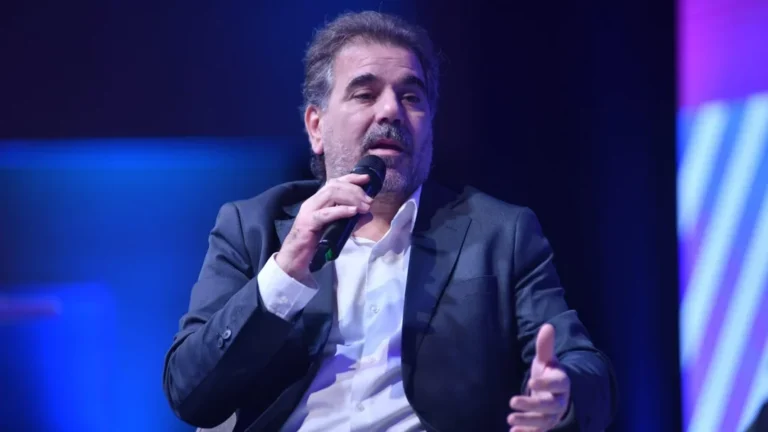 El PRO formalizó la decisión de integrar un frente con LLA para las elecciones bonaerenses de septiembre