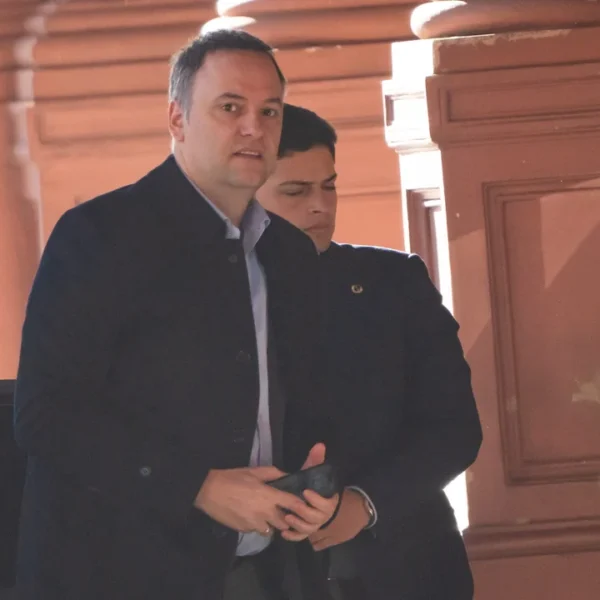 Adorni, sobre la baja del Riesgo País: “El resultado de haber hecho lo que habia que hacer»