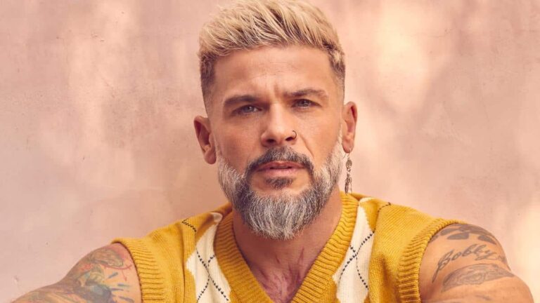 Pedro Capó estrenó el video de “Divina”, grabado en el Coliseo de Puerto Rico